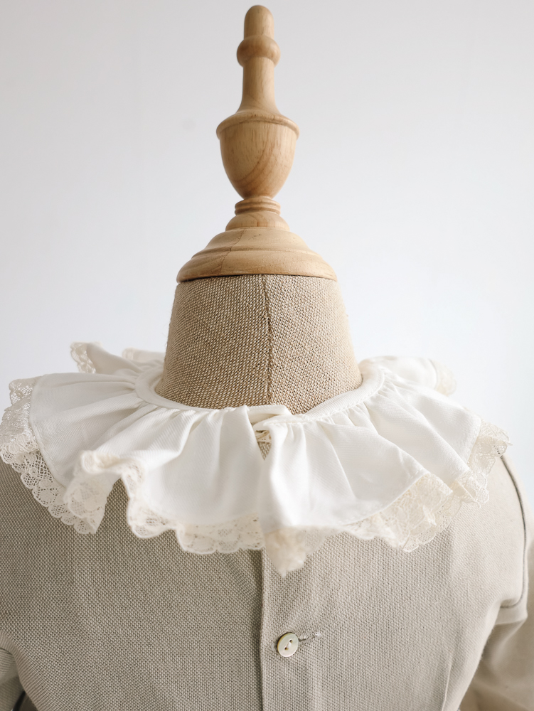 02 VESTIDO BASE CUELLO Y DELANTAL