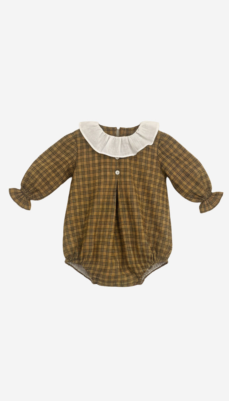 RANITA ESCOCÉS AMARILLO PV M/F. Cuello volante viyela remates sin puntilla