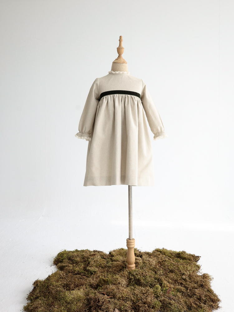 01 VESTIDO CORTO LAZO