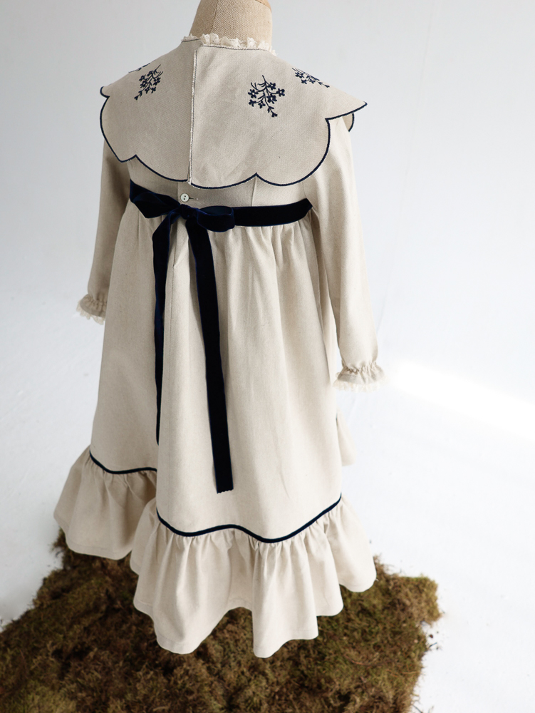 05 VESTIDO LARGO BORDADO LAZO